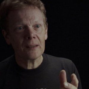 Philippe Petit in un'immagine tratta dal documentario Man on Wire