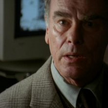Dean Stockwell è il Dott. Kieran, mentore di Jonas Quinn nell'episodio 'Gioco d'ombra' nella serie Stargate SG-1