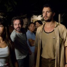 Leonardo Medeiros e Claudio Santamaria in una sequenza del film La terra degli uomini rossi - Birdwatchers