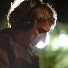 Il regista Mimmo Calopresti sul set del documentario La fabbrica dei tedeschi