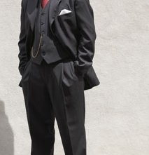 Riccardo Leto è Nicola il farmacista in Brokers - Eroi per gioco