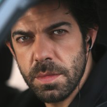 Pierfrancesco Favino in una scena del film L'uomo che ama