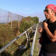 Antonio Merone in una sequenza del film Un altro pianeta