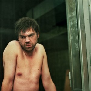 Frank Vercruyssen in una sequenza del film Nowhere Man