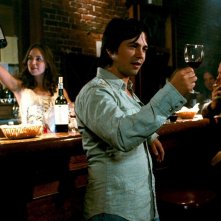 Freddy Rodriguez in una scena del film Bottle Shock