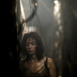 Emmanuelle Beart in una scena dell'horror Vinyan