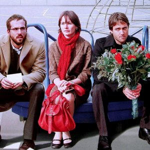 Ryan Reynolds, Emily Mortimer e Stuart Townsend in una scena del film Chaos Theory