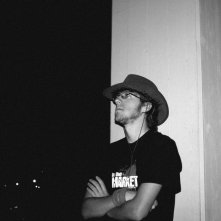 N. Santi Amantini sul set di 'In the Market'