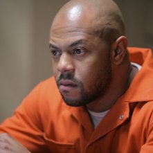 Rockmond Dunbar interpreta Benjamin Miles 'C-Note' Franklin nella serie tv Prison Break, episodio: La prova