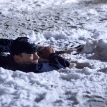 Wentworth Miller nel ruolo di Michael Scofield durante le 'prove' del suo piano di fuga nell'episodio L'ustione della serie Prison Break