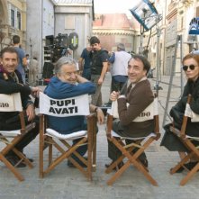 Ezio Greggio, il regista Pupi Avati, Silvio Orlando e Francesca Neri sul set del film Il papà di Giovanna.