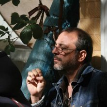 Il regista Semih Kaplanoglu sul set di Milk