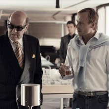 Tom Wilkinson E Karel Roden In Una Scena Del Film Rocknrolla 85874