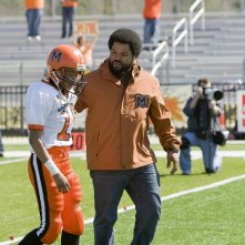 Keke Palmer e Ice Cube in una scena del film The Longshots