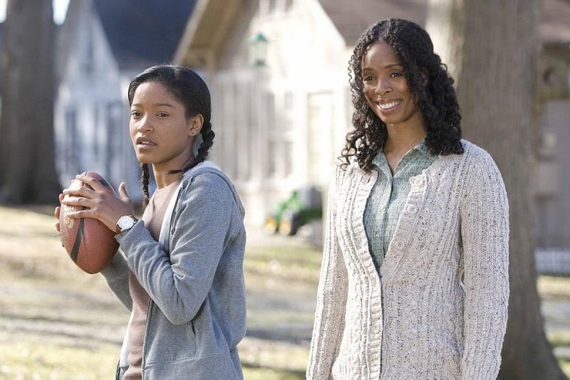 Keke Palmer e Tasha Smith in una scena del film The Longshots