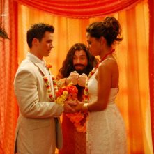 Matt Lanter e Vanessa Minnillo in una scena del film Disaster Movie