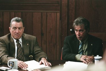 Robert De Niro e Al Pacino in un'immagine di Sfida senza regole - Righteous Kill