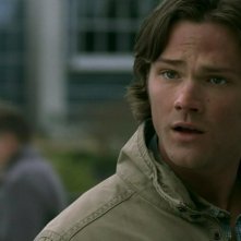 Sam Winchester interpretato da Jared Padalecki in un momento dell'episodio 'Long-distance call' della serie Supernatural
