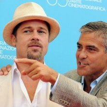 65Esima Mostra Del Cinema Di Venezia Clooney E Pitt Durante La Presentazione Di Burn After Reading A Prova Di Spia Dei Fratelli Coen 86654