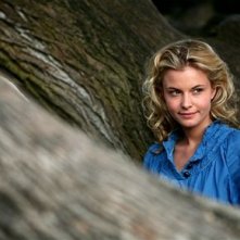 Una delle attrici di Summer Dreams in una scena della serie.