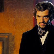 Massimiliano Varrese in una scena de Il sangue e la rosa