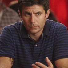 Una scena di Cupid con Rick Gomez  che interpreta Felix