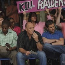 Dulé Hill insieme a James Roday in una scena dell'episodio 'Talk Derby to Me' della serie Psych