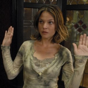 Nicki Aycox nell'episodio  'Are You There, God? It's Me... Dean Winchester' della serie  tv Supernatural
