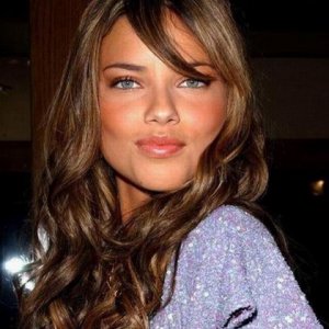 Una foto di Adriana Lima