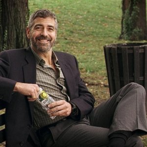 George Clooney in una scena del film Burn After Reading - A prova di spia