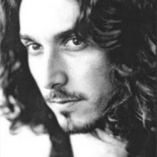 Un bel primo piano di Vincent Elbaz