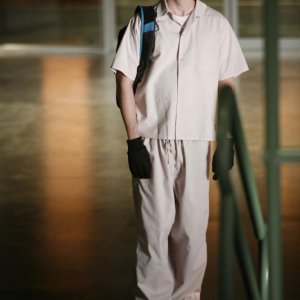 Eric Millegan nell'episodio 'The Perfect Pieces in the Purple Pond' della serie Bones