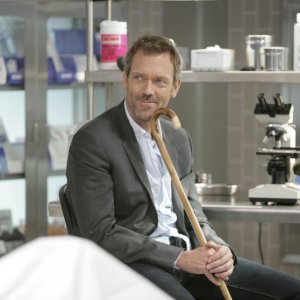 Hugh Laurie interpreta il Dottor Gregory House nell'episodio 'Not Cancer' della serie tv Dr. House
