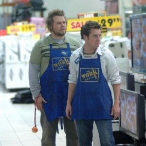 Bret Harrison e Tyler Labine nel pilot di Reaper