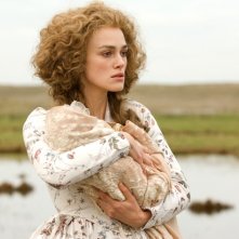 Keira Knightley in una scena de La duchessa