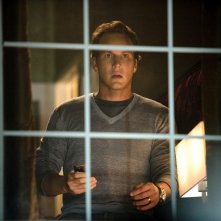 Patrick Wilson in una scena del film La terrazza sul lago