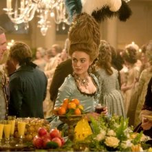 Ralph Fiennes, Keira Knightley e Hayley Atwell in una scena del film La duchessa