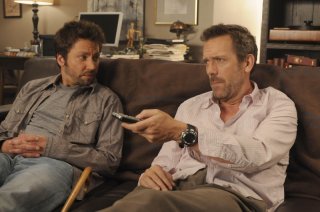Hugh Laurie insieme a Michael Weston nell'episodio 'Adverse Events' della serie tv Dr House