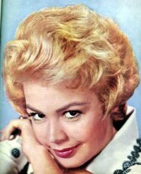 Un'immagine dell'attrice Sandra Dee.