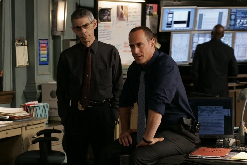 Christopher Meloni e Richard Belzer nell'episodio 'Trials' della serie tv Lwa & Order: SVU