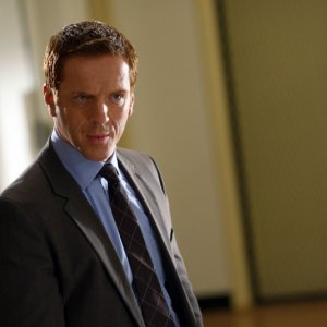 Damian Lewis  nell'episodio 'Not for Nothing' della serie tv Life