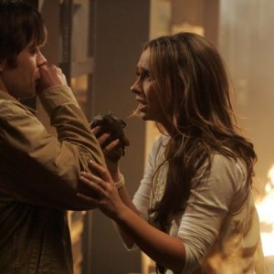 Jennifer Love Hewitt in un momento drammatico dell'episodio 'Firestarter' della serie Ghost Whisperer