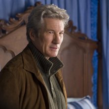 Richard Gere è il dottor Paul Flanner nel film Nights in Rodanthe