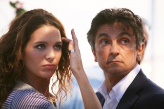 Aylin Prandi e Vincenzo Salemme sono tra i protagonisti della commedia No Problem