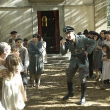 Christian Berkel in una scena del film Miracolo a Sant'Anna