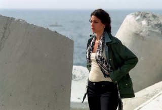 Donatella Finocchiaro in una scena del film I galantuomini
