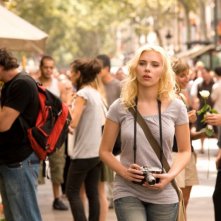 Scarlett Johansson in un'immagine del film Vicky Cristina Barcelona