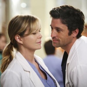 Ellen Pompeo e Patrick Dempsey nell'episodio 'Here comes the flood' della serie tv Grey's Anatomy