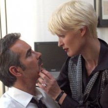 Pierre Cosso con Jane Alexander in una scena di Anna e i cinque