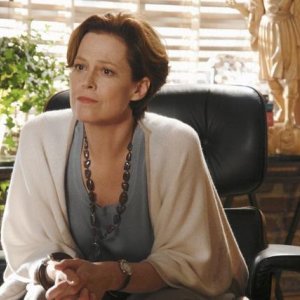 Sigourney Weaver ospite dell'episodio The Path di Eli Stone